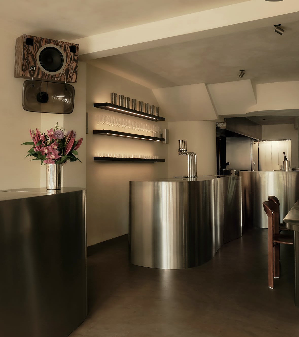Commercial Fit-Out in Notting Hill, W10, London, designed and built by MVV (photo 5 of 11)
