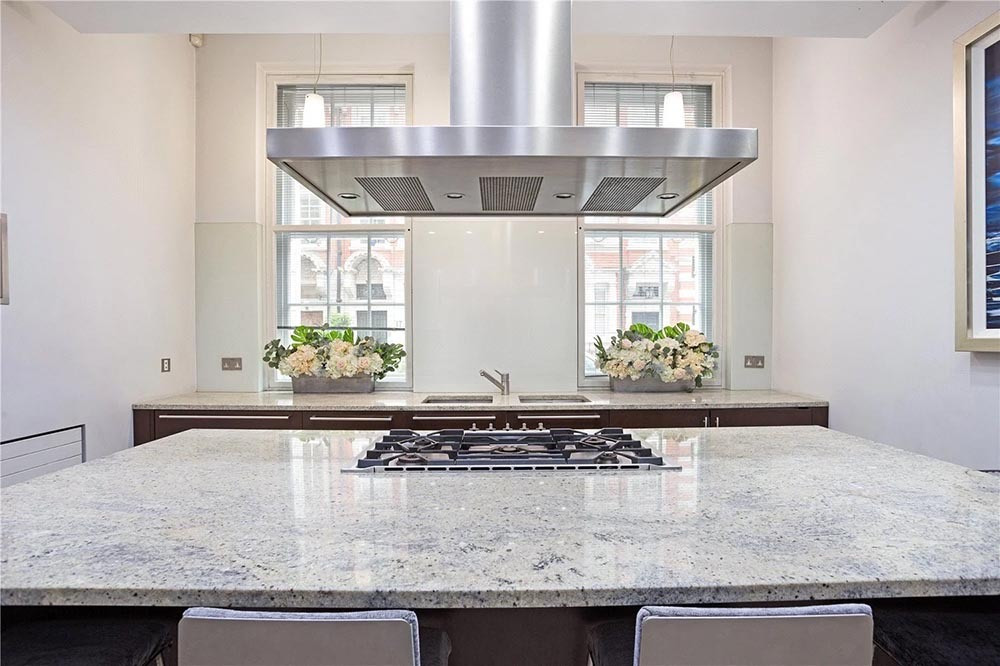 Residential Refurbishment in Mayfair, W1K, London, designed and built by MVV (photo 4 of 9)