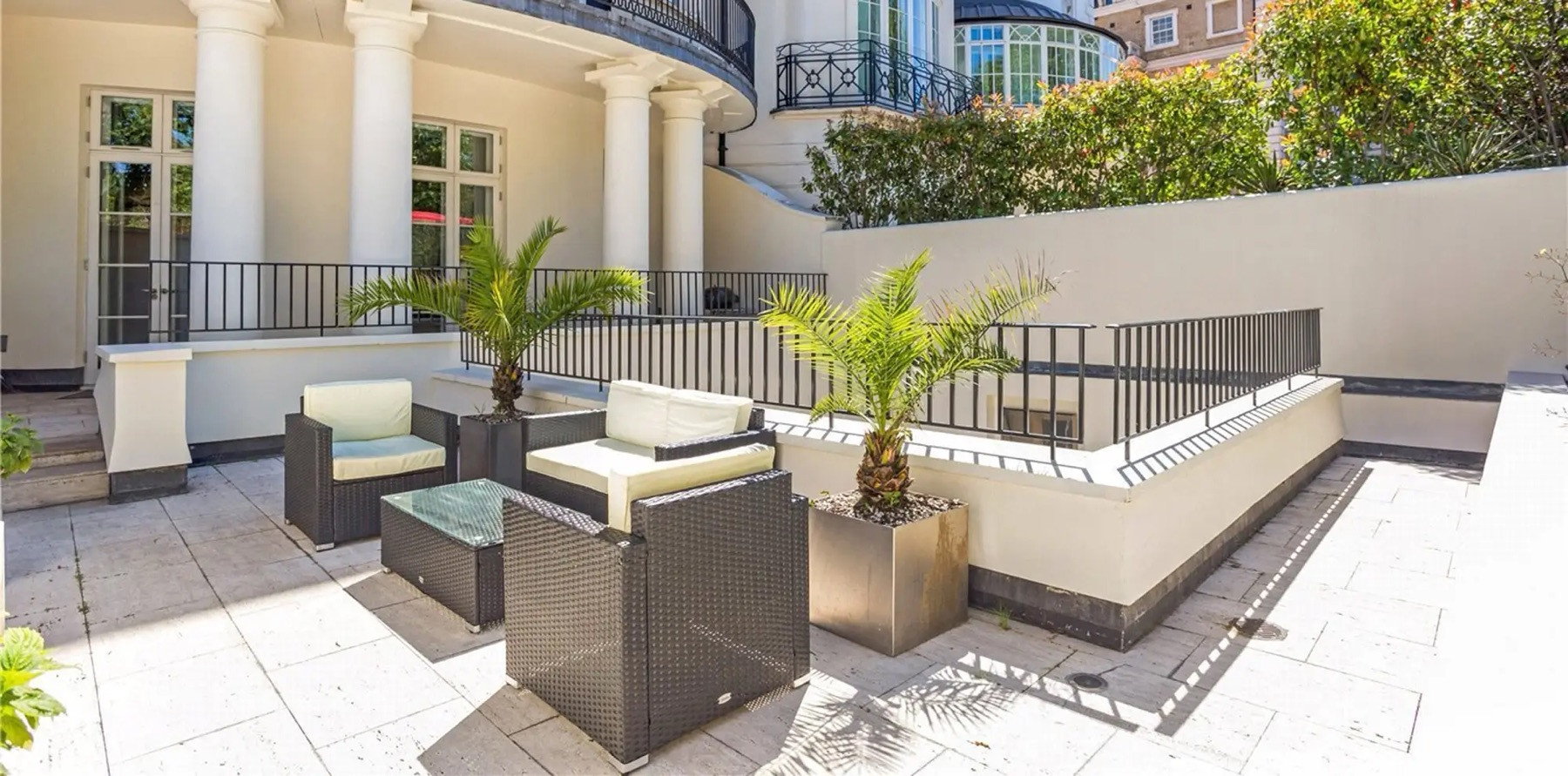 Design & Build in London, designed and built by MVV